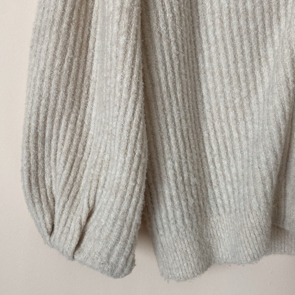 Lilla P cream puff sleeve cardigan sweater medium - Picture 3 of 7